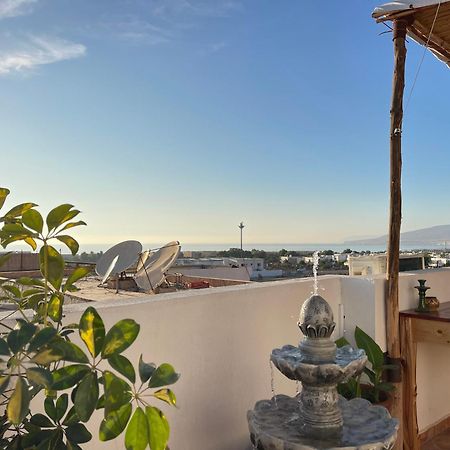 Mana Surf Experience Bed & Breakfast Tamraght ภายนอก รูปภาพ